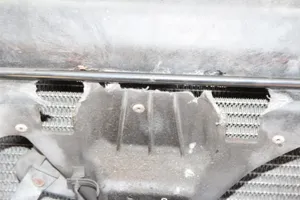 Nissan 350Z Jäähdyttimen kehyksen suojapaneeli 