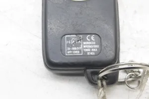 Toyota Prius+ (ZVW40) Ignition key/card B74EA