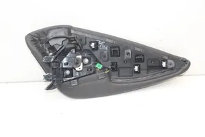 Nissan Qashqai Altri elementi della console centrale (tunnel) 969RK4EH0A