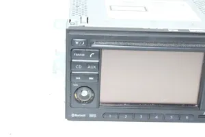 Nissan Qashqai+2 Panel / Radioodtwarzacz CD/DVD/GPS 25915BH30E