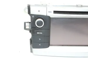 Toyota Verso-S Panel / Radioodtwarzacz CD/DVD/GPS 861400F030