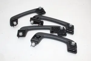 BMW X3 F25 Un set di maniglie per il soffitto 