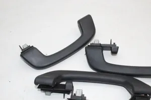 BMW X3 F25 Un set di maniglie per il soffitto 