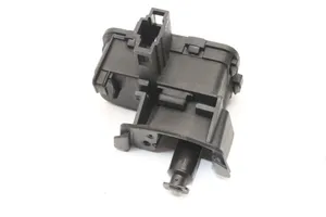 Audi A4 S4 B8 8K Serratura del tappo del serbatoio del carburante 8K0862153H