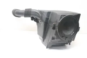 Mazda 5 Scatola del filtro dell’aria Y67013200C