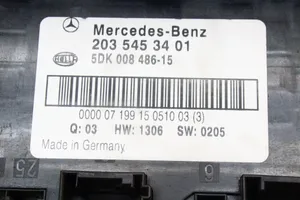 Mercedes-Benz CLK A209 C209 Set scatola dei fusibili 2035453401