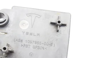 Tesla Model 3 Inne wyposażenie elektryczne 109785500F