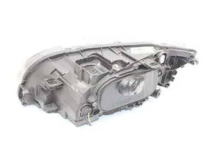 Volvo V60 Lampa przednia 31420272