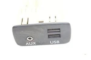 Subaru Outback (BS) Connettore plug in AUX 86257AL100