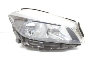 Mercedes-Benz A W176 Lampa przednia A1768200461