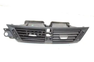 BMW X1 E84 Lango oro grotelės 2991235