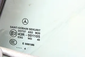 Mercedes-Benz SLK R171 Takaoven ikkunan nostin moottorilla A1718200842