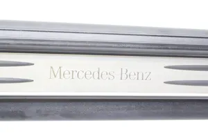 Mercedes-Benz SLK R171 Etuoven kynnyksen suojalista 1716800135