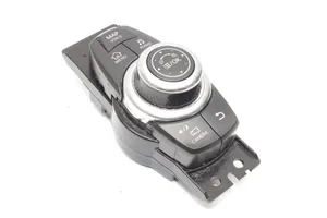 Infiniti Q30 Controllo multimediale autoradio 5DA1D21E0657