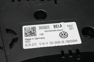 Volkswagen PASSAT B8 Komputer / Sterownik ECU i komplet kluczy 04L907309R