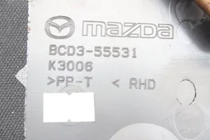 Mazda 3 II Kojelaudan keskiosan kaiuttimen suoja BCD355531