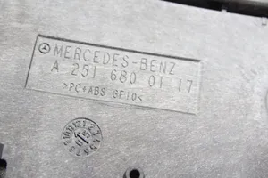 Mercedes-Benz R W251 Muu keskikonsolin (tunnelimalli) elementti A2516800117