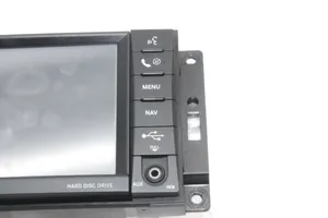 Chrysler Grand Voyager V Panel / Radioodtwarzacz CD/DVD/GPS P05064402AI