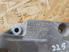 BMW 2 F45 Vaihdelaatikon kannake 18574710HU