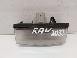 Toyota RAV 4 (XA40) Rekisterikilven valo 