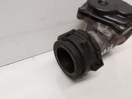 Nissan Juke I F15 Variklio gesinimo sklendė 8200614985