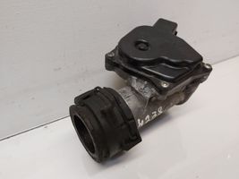 Nissan Juke I F15 Variklio gesinimo sklendė 8200614985