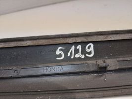 Honda FR-V Takaoven lista (muoto) 75303SJD