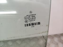 Mercedes-Benz E C207 W207 Pagrindinis priekinių durų stiklas (dvidurio) 