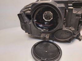 Audi A4 S4 B8 8K Lampa przednia 8K0941003S