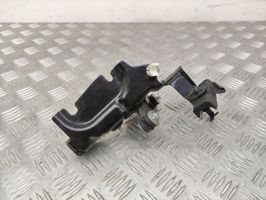 Mazda 6 Supporto pompa ABS 