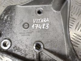 Suzuki Grand Vitara II A/C-kompressorin kannatin 9511076K0