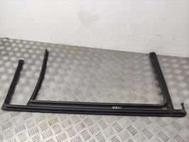 Volkswagen PASSAT B8 Rivestimento modanatura del vetro della portiera posteriore 3G9839432