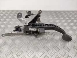 Ford Focus Clutch pedal BV617B633GD