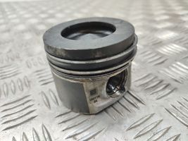 Toyota Verso Piston 15011604