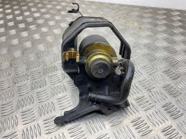 Nissan Almera Tino Filtro carburante J1331038