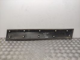 Nissan Qashqai Rivestimento della portiera anteriore (modanatura) 80871JD00A