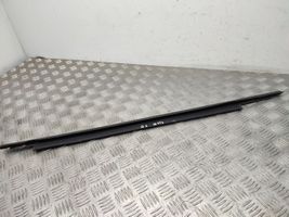 Audi A4 Allroad Rivestimento modanatura del vetro della portiera posteriore 