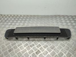 KIA Soul Ramka tylnej tablicy rejestracyjnej 865612K000