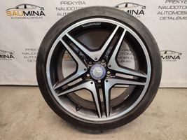 Mercedes-Benz A W176 R18-alumiinivanne A1764010302