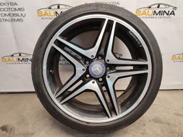 Mercedes-Benz A W176 R18-alumiinivanne A1764010302