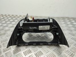 Mercedes-Benz A W176 Console centrale A1768100079