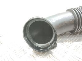 Mercedes-Benz A W176 Część rury dolotu powietrza A6510902242