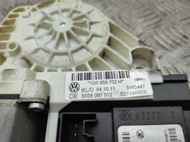 Volkswagen Golf VI Motorino alzacristalli della portiera anteriore 5K0959792A