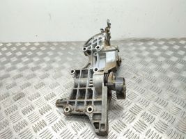 Volkswagen Tiguan Generator/alternator bracket 03L903143Q