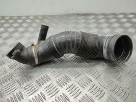 Volkswagen Tiguan Turboahtimen ilmanoton letku 5N0129656