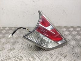 Nissan X-Trail T32 Lampy tylnej klapy bagażnika 