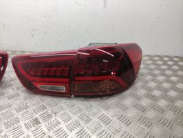 KIA Sorento Lampy tylne / Komplet 92402C5500