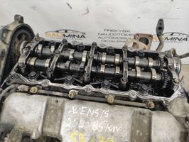 Toyota Avensis T250 Moteur 221000G010