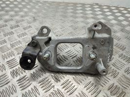 Nissan X-Trail T32 Engine mounting bracket 