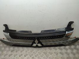 Mitsubishi Outlander Grille calandre supérieure de pare-chocs avant 7450B304